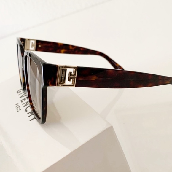 💯Authentic NWT Givenchy designer sunglasses - tortoise colorway - square 🎉 - Picture 6 of 12